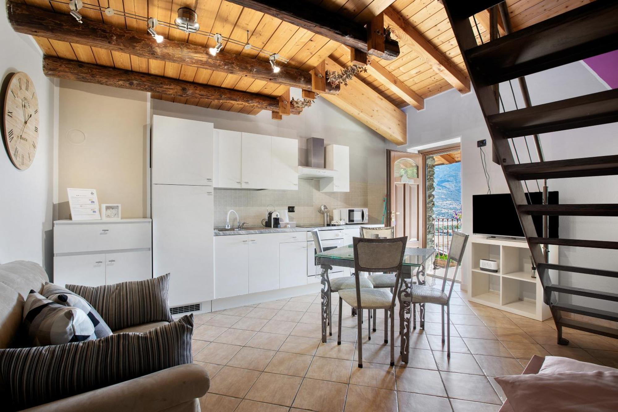 Maison Bebe Mont Emilius Aosta Bagian luar foto