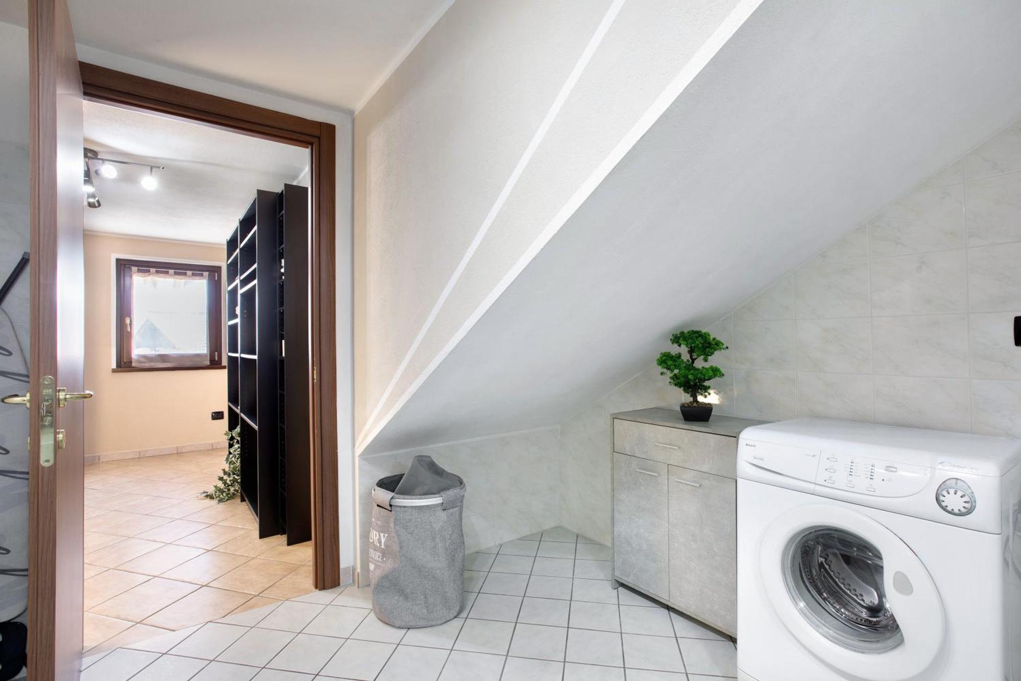 Maison Bebe Mont Emilius Aosta Bagian luar foto